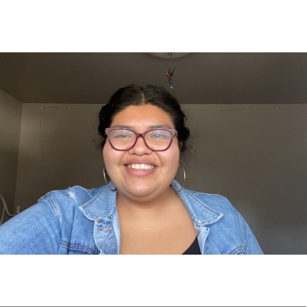 Meet your Posher, Carla